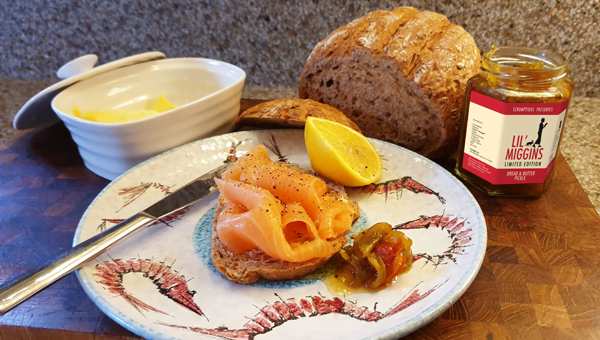 Smoked Salmon Bread Pickle 2